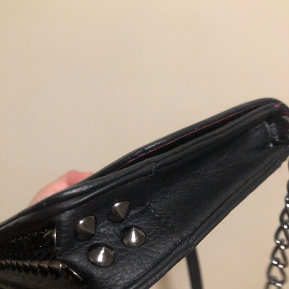 FREE WITH $40 purchase! Small black purse - Picture 4 of 8